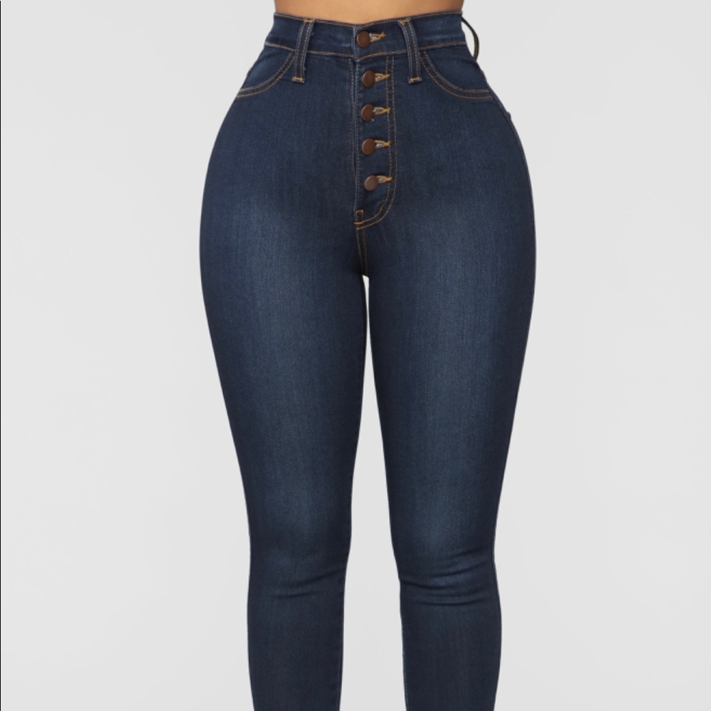 FASHION NOVA Size 9 🛍️💋❤️ NWT VERY STRETCHY